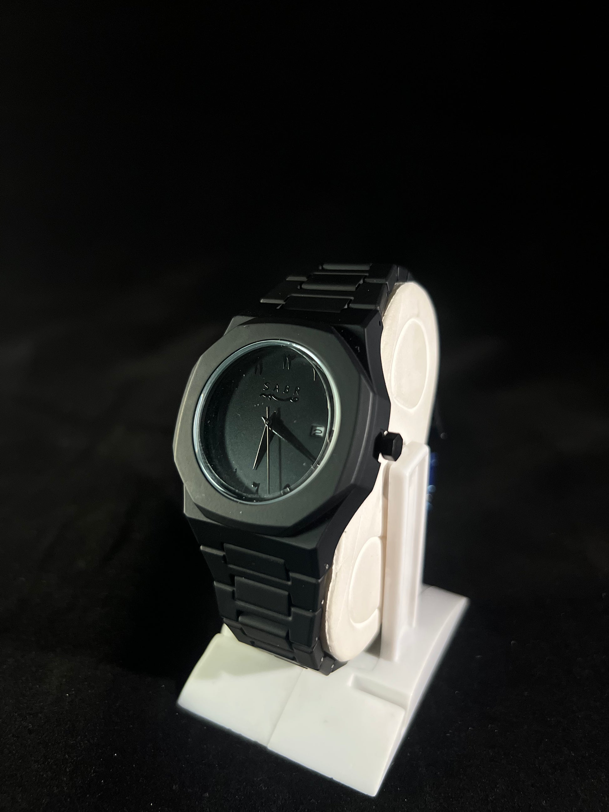 Black Aura Luxury Men’s Watch – Ultra‑Light Viral Timepiece