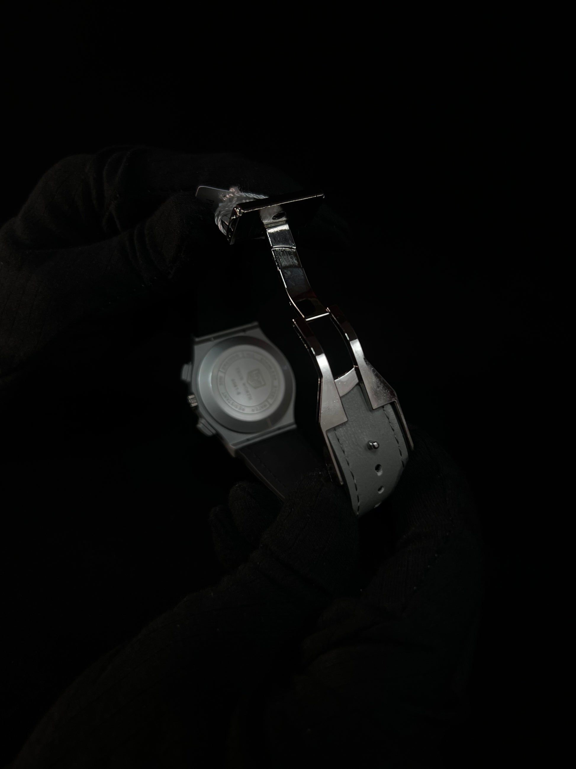 True Worth Classic Timepiece – Timeless Elegance Meets Everyday Luxury