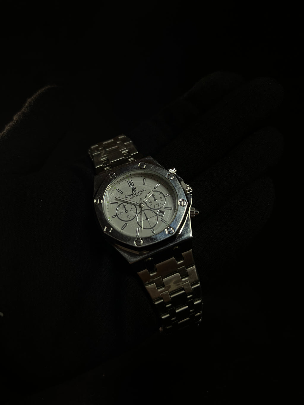 Audemars Piguet Royal Edge Chronograph – Bold Design, Unmatched Presence