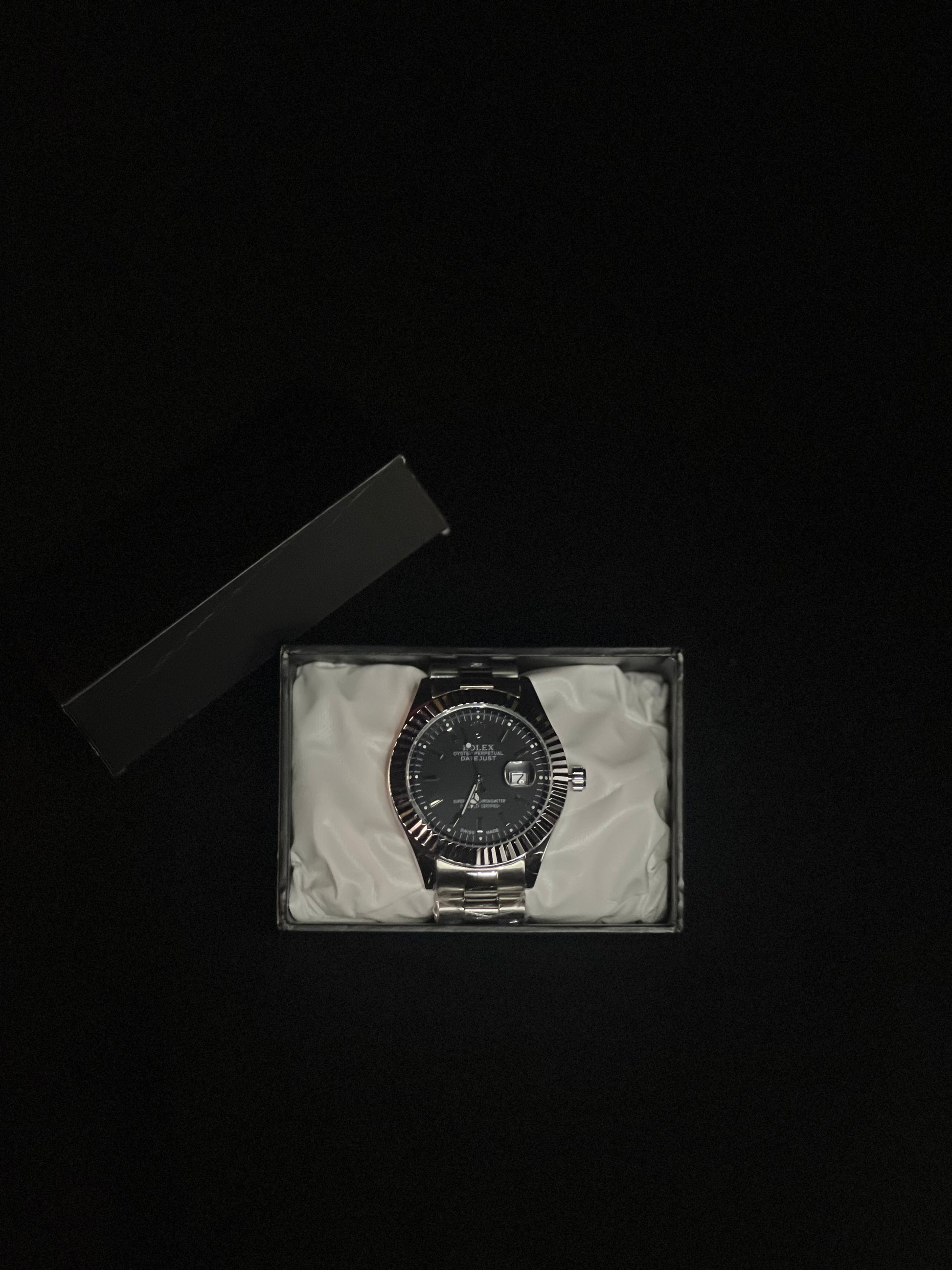 Rolex Prestige Executive Watch (Silver)– Inspired by Iconic Swiss Craftsmanship