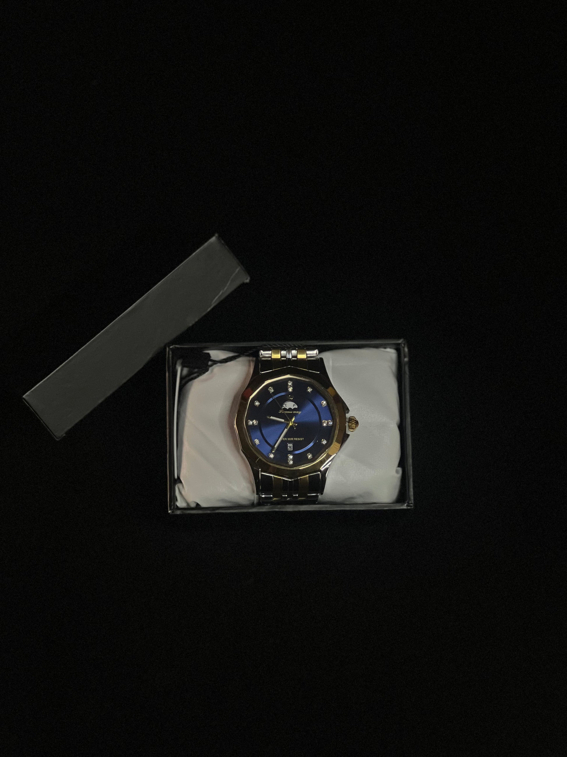 Success Way Luxury Men’s Watch – Stylish Chronograph Timepiece